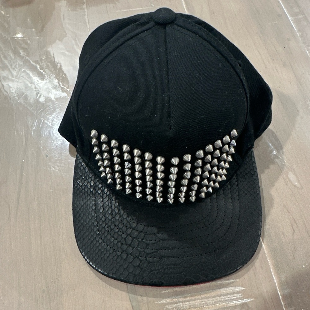 Michael SA custom hat silver spikes over black leather/red suede brim